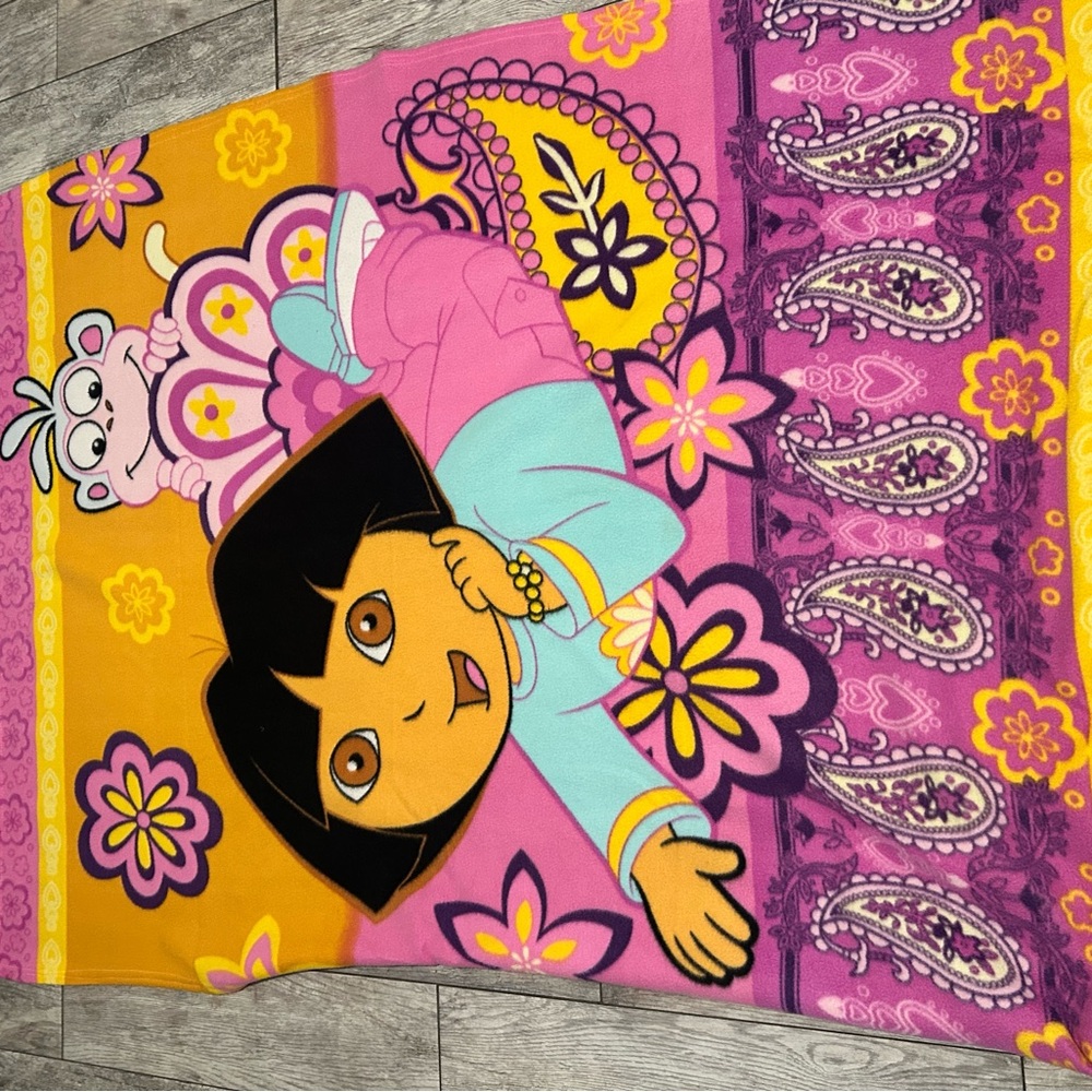 RARE Vintage Dora The Explorer toddler blanket 2000s
